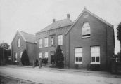 Het Antoniusklooster van Den Dungen van 1869 waar de kwekelingen hun onderdak hebben gehad in 1942-1943.