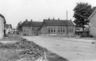 Achterzijde ca. 1960 Landbouwschool aan de Hoofdstraat.