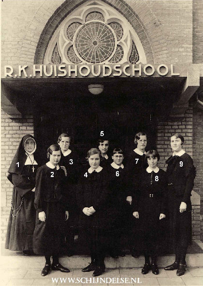 Bestand:Huishoudschool 1936-01.jpg