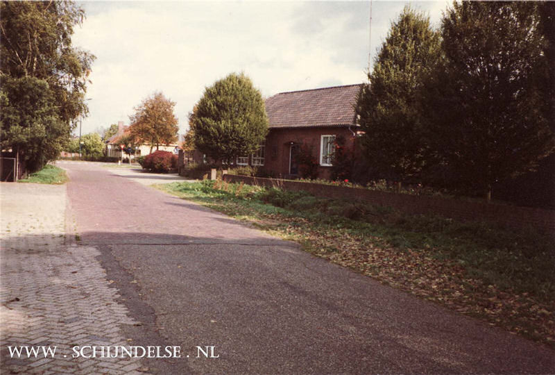 Bestand:Basisschool Wijbosch 1980-03.jpg