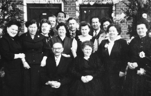 Bestand:Adrianus Eijkemans (1882 – 1972) - 1956.jpeg