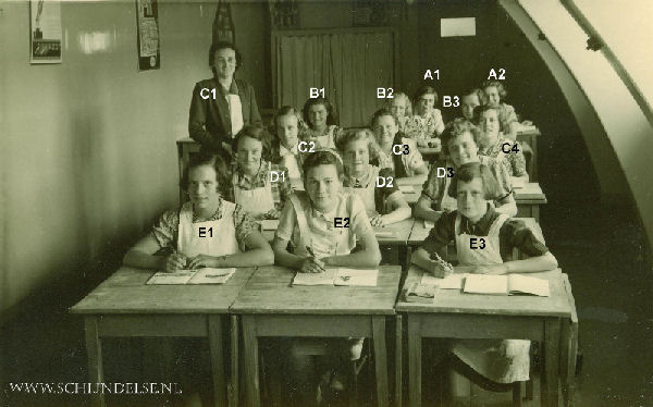 Bestand:Huishoudschool 1952-02.jpg