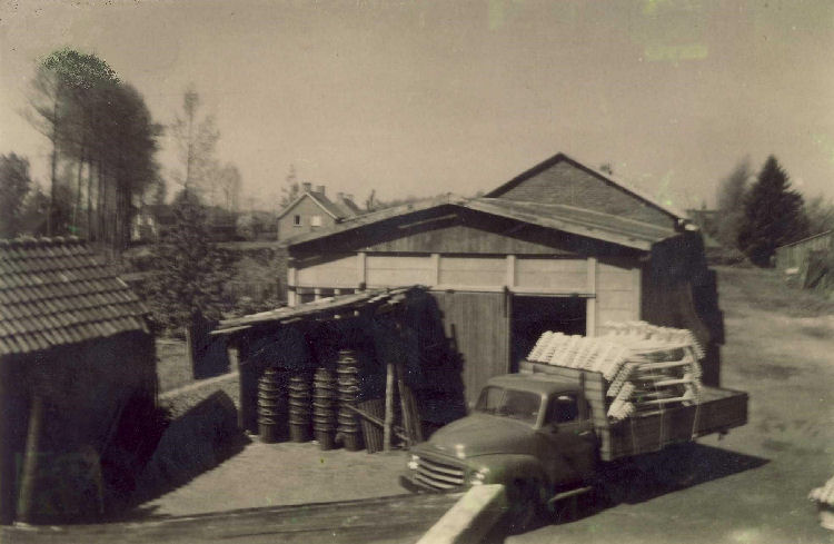 Bestand:Kooijmans 1947-01.jpg