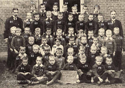 Bestand:Openbare lagere school Hoofdstraat 1919-01.png
