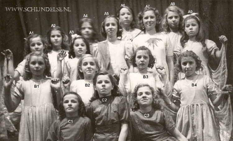 Bestand:Kinder operette 1944-02.jpg
