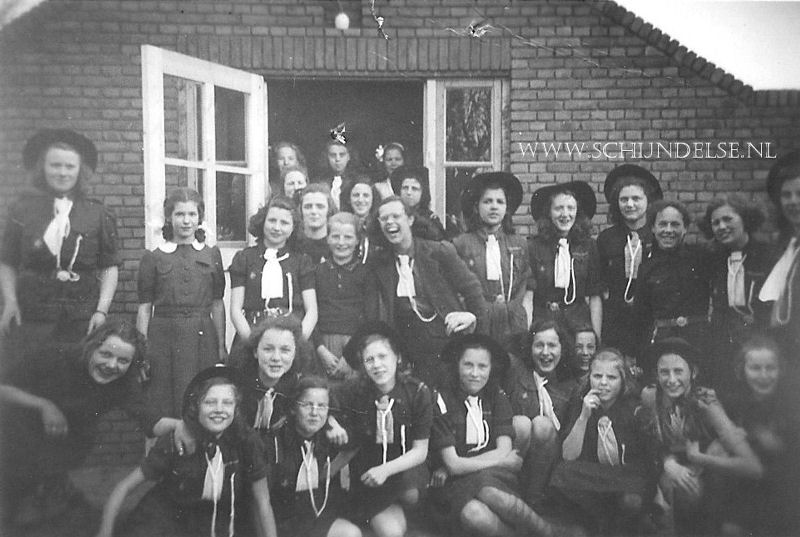 Bestand:Scouting 1947-06.jpg