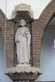 De Boschwegse kerk Onze Lieve Vrouw van de Heilige Rozenkrans. Een beeld van steen gemaakt door van Bokhoven te Den Bosch, voorstellende de apostel Petrus. Voor meer details klik hier.