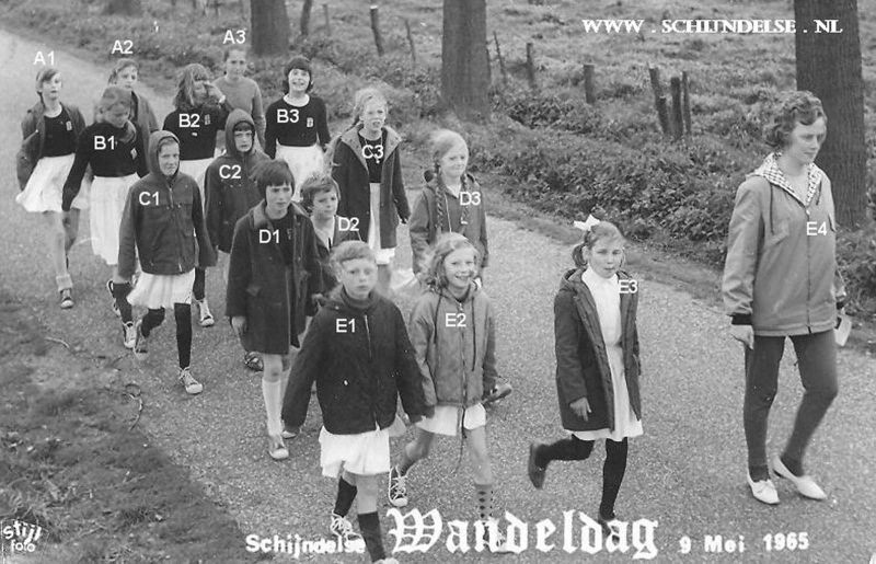 Bestand:Walter Martin 1965-03.jpg