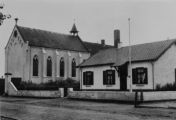 Het Barbaraklooster I in het Wijbosch gebouwd in 1894, verwoest in 1944. De kloosterkapel die gespaard bleef werd hersteld en diende een periode na de oorlog als parochiekerk. Voor meer details klik hier.