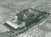 De fabriek van Jansen de Wit duidelijk in beeld. Voor meer details klik [/ hier.]