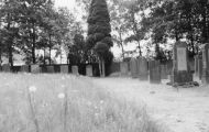 Het Joods kerkhof aan de Koeveringsedijk/ Uranus. Voor meer details klik hier.