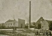 De achterzijde van de jamfabriek van Bolsius aan de Hoofdstraat 88. Voor meer details klik hier.
