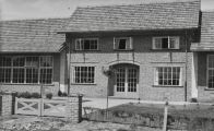 De Paulusschool aan de Hertog Jan II laan geopend 29 oktober 1951. Voor meer details klik hier.