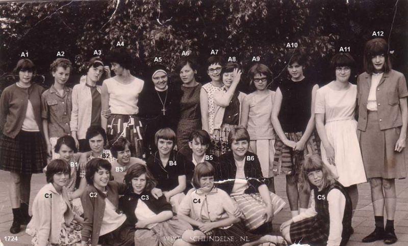 Bestand:Huishoudschool 1964-03.jpg