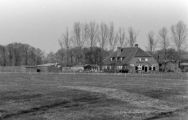 Kortgevelboerderij Schutskooi 2 uit 1925. Voor meer details klik hier.