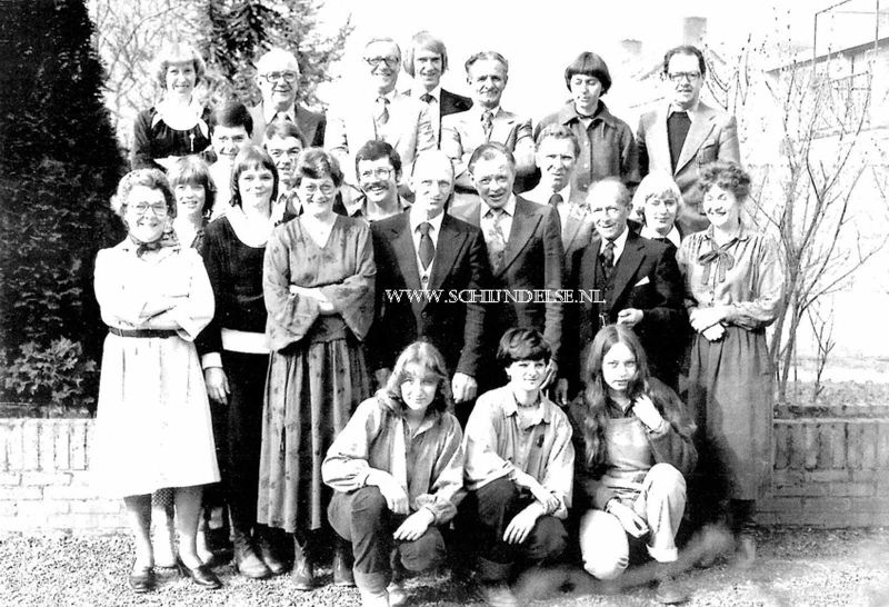 Bestand:Boschwegse Toneelgroep 1975-01.jpg