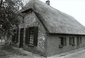 Kortgevelboerderij Hardekamp 4 gebouwd rond 1750. Voor meer details klik hier.