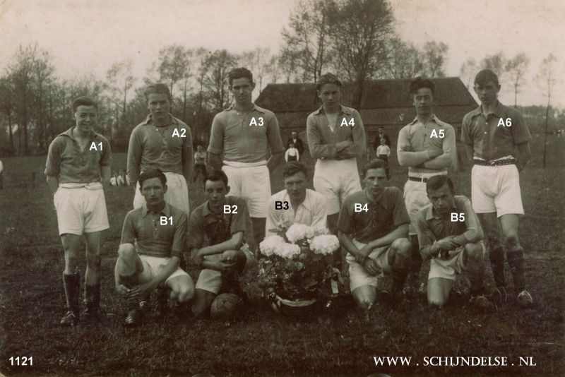 Bestand:RKSV Schijndel 1933 - 03.jpg