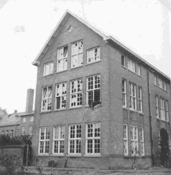 Bestand:Klooster 1944-04.jpg